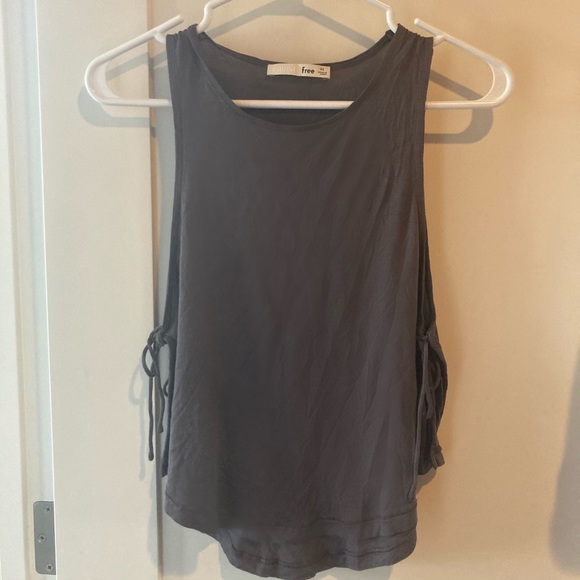 Wilfred Free tie sleeveless top! - Picture 1 of 3